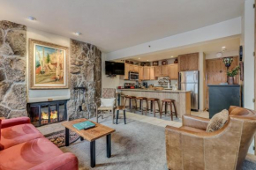 Laurelwood Condominiums 305